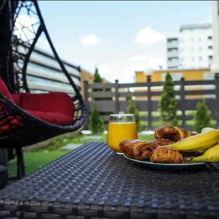 Cozy Special Pallady Apartament With Garden & Courtyard Bukarest Exterior foto